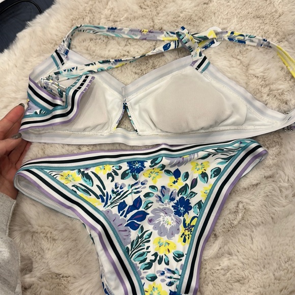 ADORE ME BIKINI FLORAL PRINT - Picture 6 of 7